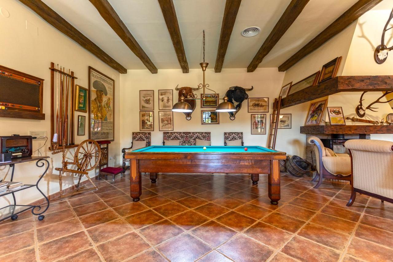 Casa Flores Con Piscina Interior Climatizada Alcaucín Extérieur photo
